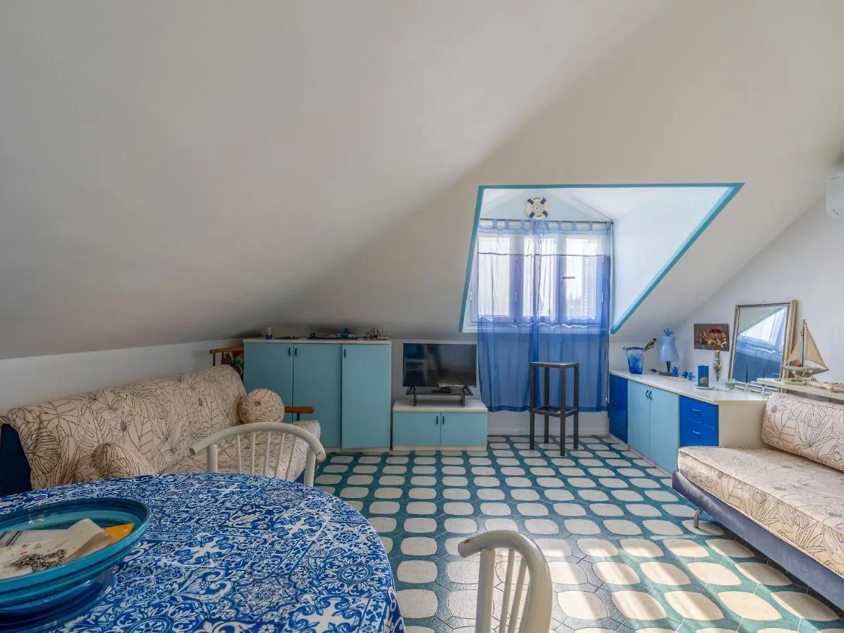 Apartment Attic Beach By Interhome Laigueglia