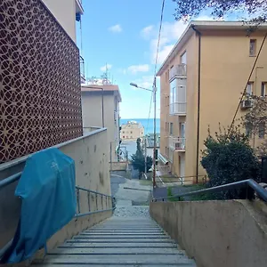 Via Dei Glicini Laigueglia